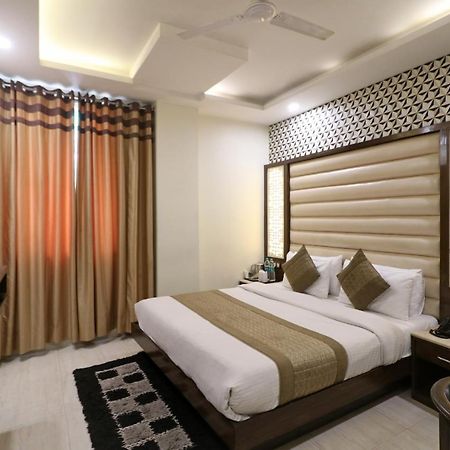 Hotel Mannat International By Mannat New Delhi Exterior foto