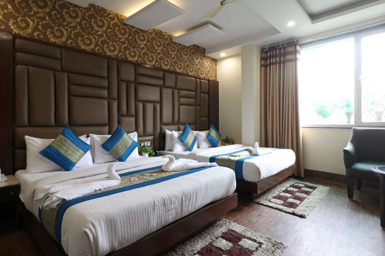 Hotel Mannat International By Mannat New Delhi Exterior foto