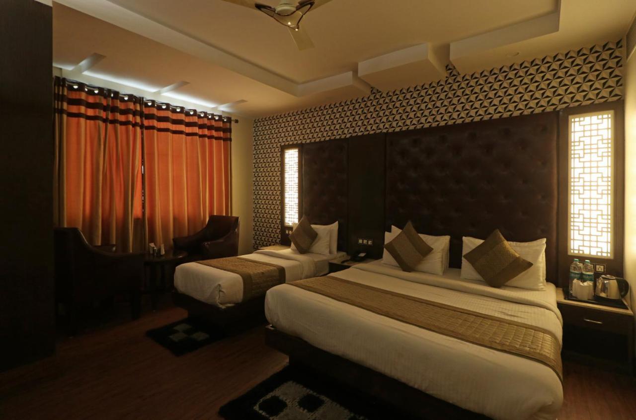 Hotel Mannat International By Mannat New Delhi Exterior foto