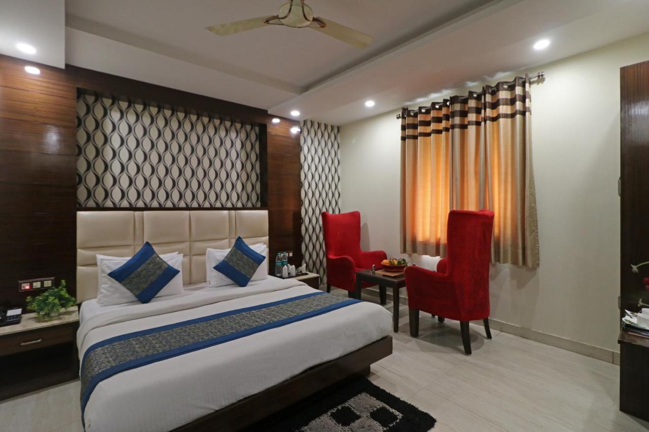 Hotel Mannat International By Mannat New Delhi Exterior foto